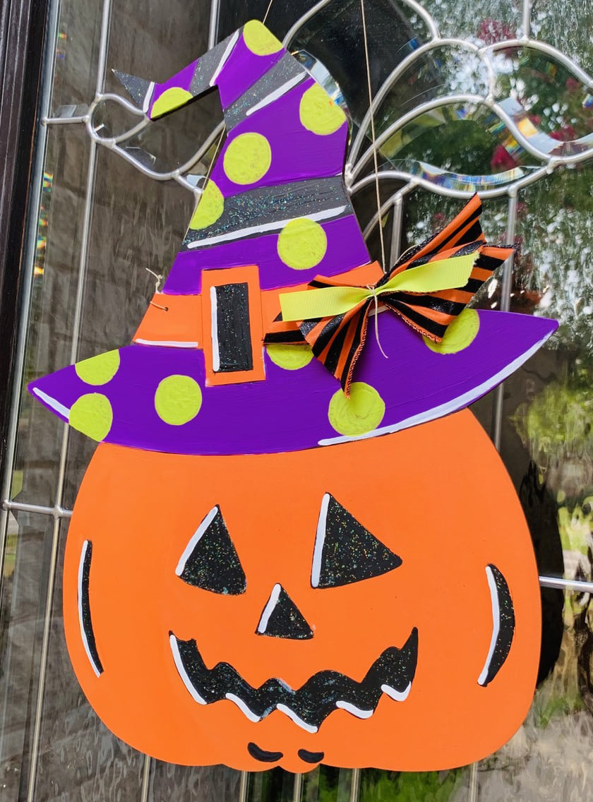 Pumpkin with Witch Hat Door Hanger